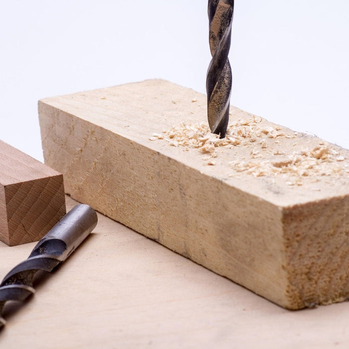 Flush Cut vs Flush Trim Router Bits: What Woodworkers Mean (and Which to Buy)