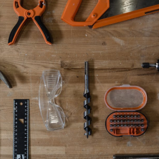 What Is a Corner Chamfer End Mill? Features and Uses